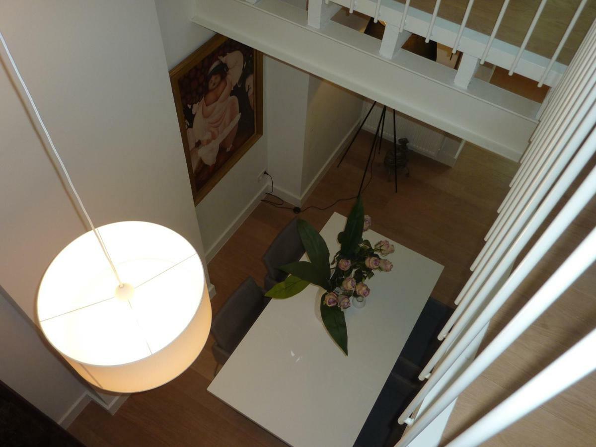 Antwerp Old Town Triplex Apartment Экстерьер фото