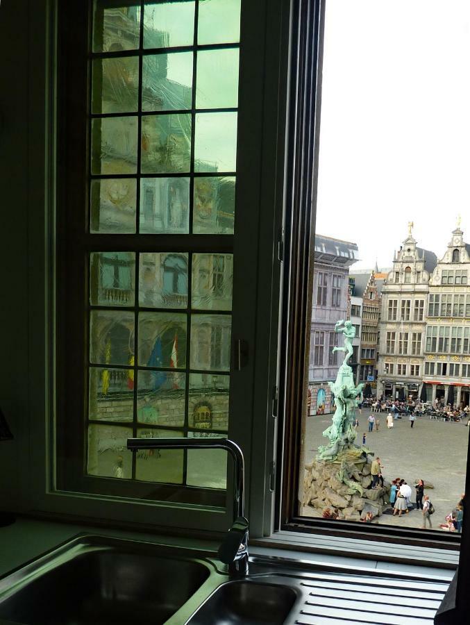 Antwerp Old Town Triplex Apartment Экстерьер фото